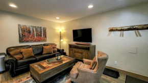 Cozy Val dIsere Chalet Steps into Town Breckenridge